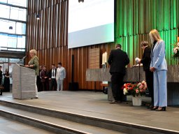 Abschlussgottes-Zeugnis-Stufe-10_25