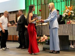 Abschlussgottes-Zeugnis-Stufe-10_25