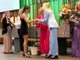 Abschlussgottes-Zeugnis-Stufe-10_25