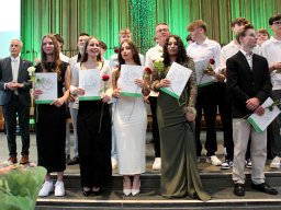 Abschlussgottes-Zeugnis-Stufe-10_25