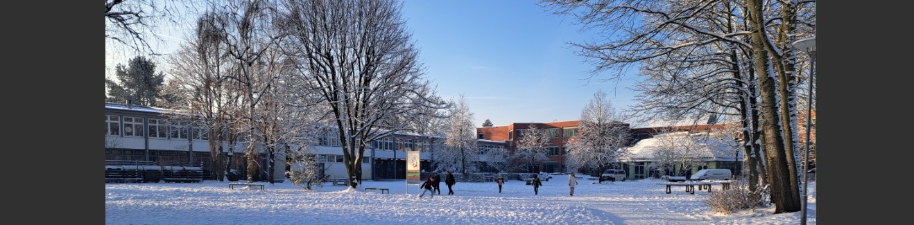 Schule Schnee 1